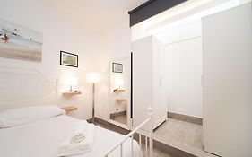 King Of Rome Studio Apartment Buddyrent